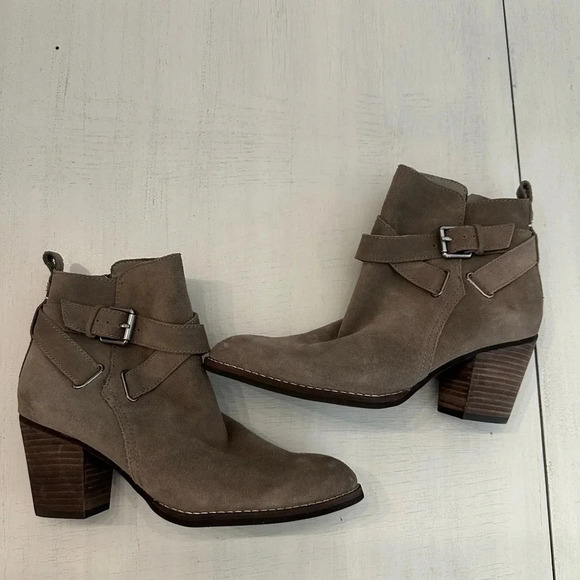 Sam Edelman Women’s ZipUp Pointed Toe Gray/Tan Leather Heeled Booties Sz 8M GUC - Picture 2 of 15